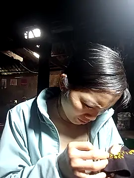 Snapshot of ngan-cute chatting on November 4, 2025, 6:45 am ngan-cute online show from November 4, 2025, 6:45 am