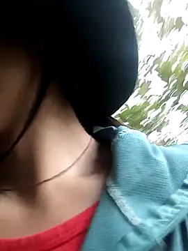 Snapshot of ngan-cute chatting on December 2, 2025, 1:11 am ngan-cute online show from December 2, 2025, 1:11 am