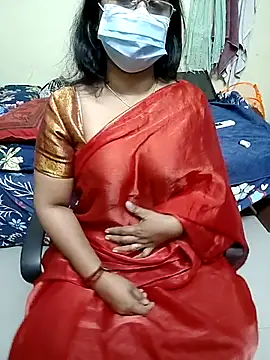 Snapshot of tamilmaha12 chatting on March 3, 2026, 8:15 pm tamilmaha12 online show from March 3, 2026, 8:15 pm