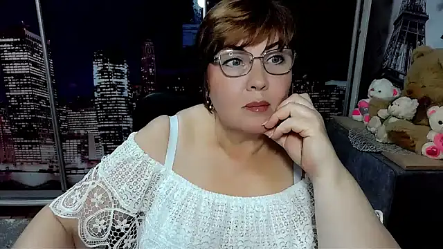 Snapshot of Bela_Lana_ chatting on April 1, 2026, 4:59 pm Bela Lana online show from April 1, 2026, 4:59 pm