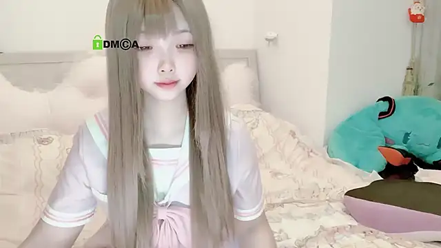 liuruyuan888 online show from October 12, 2025, 5:01 pm