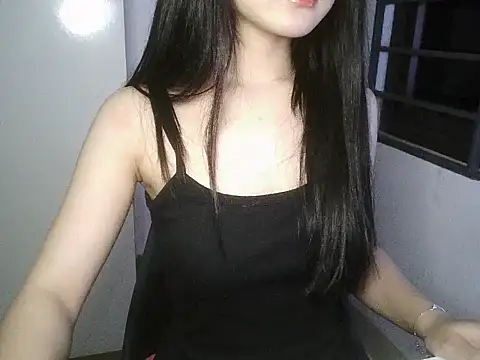 Snapshot of Annabelle-e chatting on November 5, 2025, 5:46 pm Annabelle-e online show from November 5, 2025, 5:46 pm