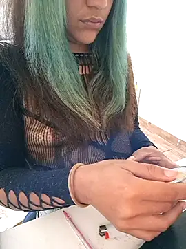 Snapshot of euahotmarii20 chatting on October 18, 2025, 2:58 am euahotmarii20 online show from October 18, 2025, 2:58 am