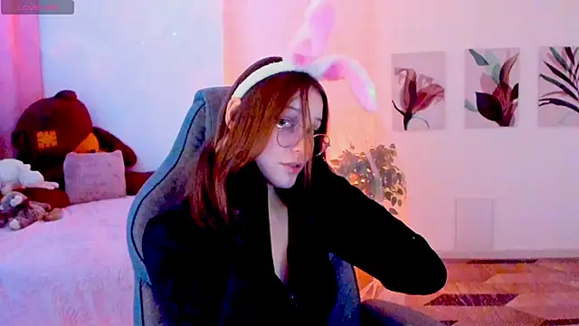 JenniferKiim online show from December 2, 2025, 11:48 am