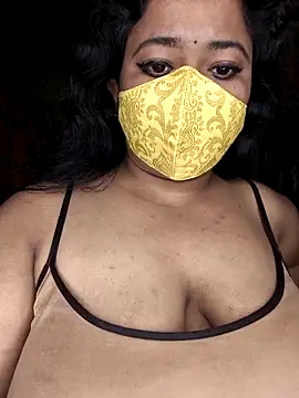 Smile-quien online show from February 14, 2026, 3:09 pm