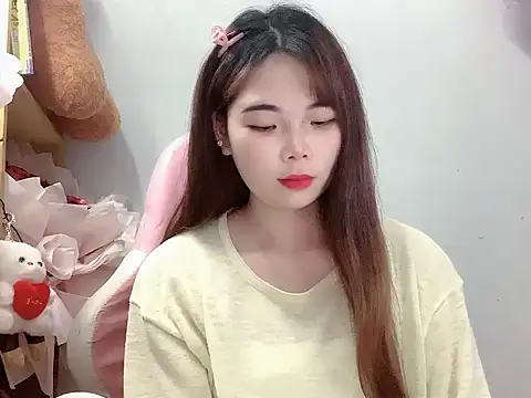 Snapshot of Pony898 chatting on November 6, 2025, 3:46 pm Pony898 online show from November 6, 2025, 3:46 pm