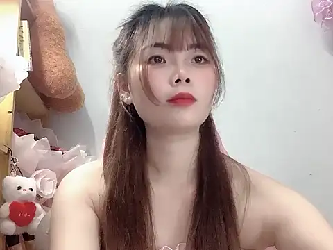 Snapshot of Pony898 chatting on November 7, 2025, 4:18 pm Pony898 online show from November 7, 2025, 4:18 pm