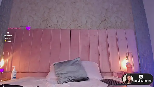 agatha jener online show from March 27, 2026, 11:32 am