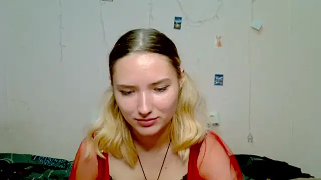 Snapshot of _kikiclark__ chatting on September 26, 2025, 8:35 pm kikiclark online show from September 26, 2025, 8:35 pm