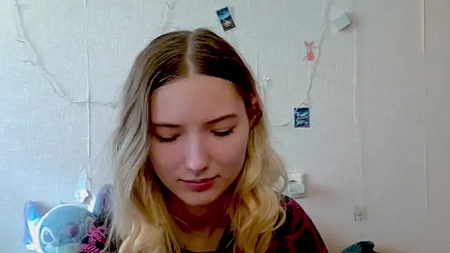 Snapshot of _kikiclark__ chatting on October 4, 2025, 8:56 am kikiclark online show from October 4, 2025, 8:56 am