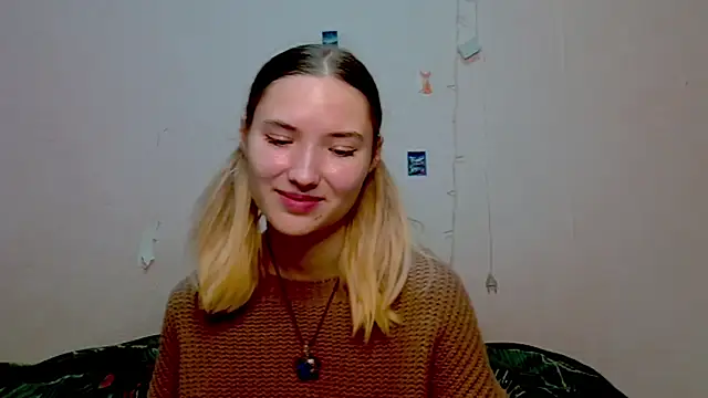 Snapshot of _kikiclark__ chatting on October 8, 2025, 8:06 pm kikiclark online show from October 8, 2025, 8:06 pm