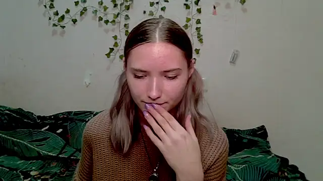 Snapshot of _kikiclark__ chatting on October 24, 2025, 8:49 pm kikiclark online show from October 24, 2025, 8:49 pm