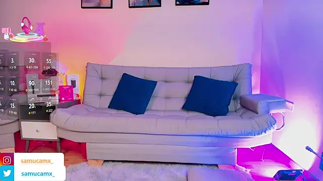 samucamx  online show from April 12, 2026, 10:04 pm