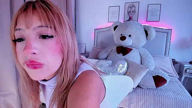 Mayajhons online show from December 4, 2025, 12:36 pm