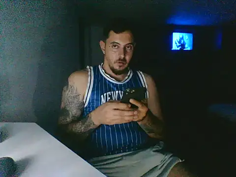 Snapshot of DaNNyeL016 chatting on July 30, 2026, 9:03 pm DaNNyeL016 online show from July 30, 2026, 9:03 pm