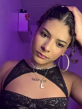 luluzinhax online show from January 11, 2026, 2:05 am