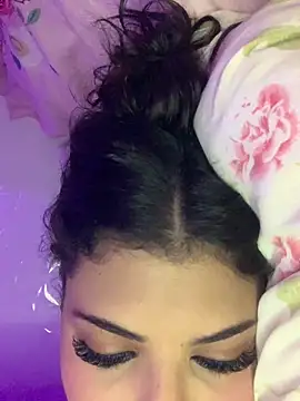 Snapshot of luluzinhax chatting on March 2, 2026, 3:41 am luluzinhax online show from March 2, 2026, 3:41 am