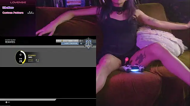 mmmminaDarling online show from July 8, 2026, 9:19 pm