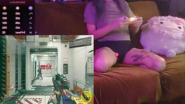 mmmminaDarling online show from July 14, 2026, 11:10 pm