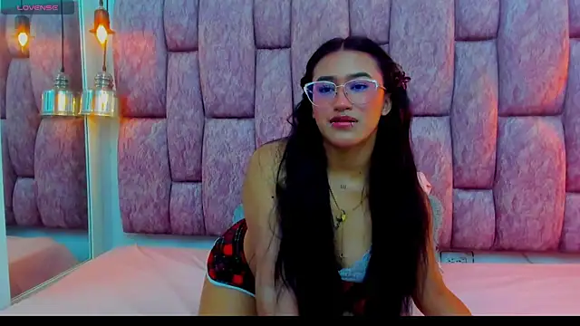 miss aris online show from March 18, 2026, 3:42 am