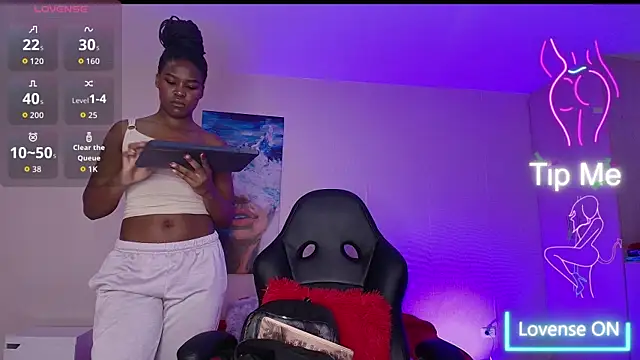 Snapshot of eliza_eup chatting on November 5, 2025, 11:43 am eliza eup online show from November 5, 2025, 11:43 am