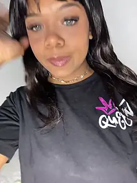 SereiaHott online show from December 2, 2025, 7:09 pm