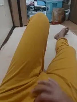 miss ele online show from December 1, 2025, 1:27 pm