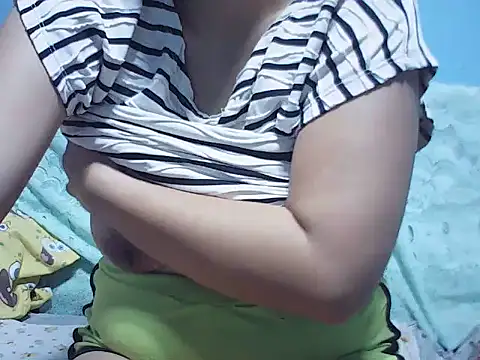 Snapshot of Horny_miya1989 chatting on October 30, 2025, 9:22 am Horny miya1989 online show from October 30, 2025, 9:22 am