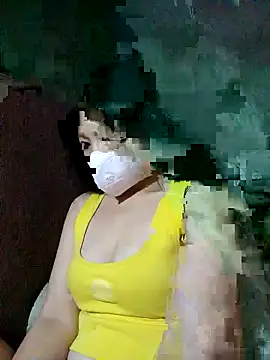 Snapshot of VanGau031694 chatting on October 7, 2025, 7:49 am VanGau031694 online show from October 7, 2025, 7:49 am