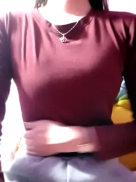 CherryBeii online show from March 12, 2026, 11:00 pm