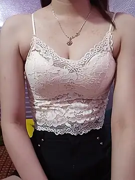 CherryBeii online show from May 16, 2026, 1:13 am