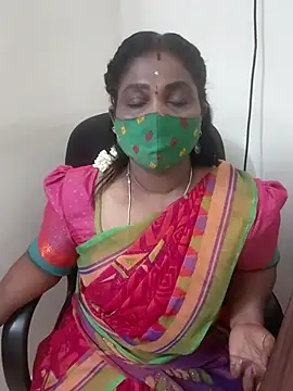 Snapshot of Tamil_Kavitha10 chatting on October 7, 2025, 2:03 pm Tamil Kavitha10 online show from October 7, 2025, 2:03 pm