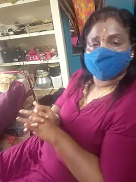 Snapshot of Tamil_Kavitha10 chatting on December 3, 2025, 7:27 am Tamil Kavitha10 online show from December 3, 2025, 7:27 am