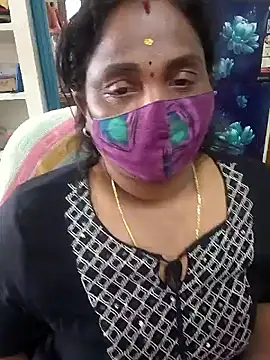 Snapshot of Tamil_Kavitha10 chatting on December 19, 2025, 9:05 am Tamil Kavitha10 online show from December 19, 2025, 9:05 am