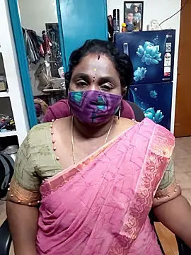 Snapshot of Tamil_Kavitha10 chatting on January 8, 2026, 4:42 pm Tamil Kavitha10 online show from January 8, 2026, 4:42 pm