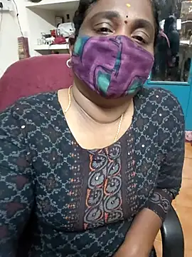 Snapshot of Tamil_Kavitha10 chatting on January 15, 2026, 5:38 pm Tamil Kavitha10 online show from January 15, 2026, 5:38 pm