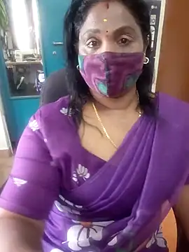 Snapshot of Tamil_Kavitha10 chatting on February 1, 2026, 8:13 am Tamil Kavitha10 online show from February 1, 2026, 8:13 am