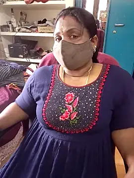 Snapshot of Tamil_Kavitha10 chatting on February 7, 2026, 8:07 am Tamil Kavitha10 online show from February 7, 2026, 8:07 am