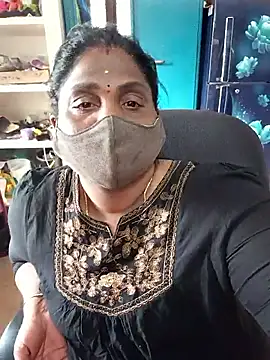 Snapshot of Tamil_Kavitha10 chatting on February 10, 2026, 10:30 am Tamil Kavitha10 online show from February 10, 2026, 10:30 am