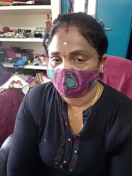 Snapshot of Tamil_Kavitha10 chatting on March 1, 2026, 5:09 am Tamil Kavitha10 online show from March 1, 2026, 5:09 am