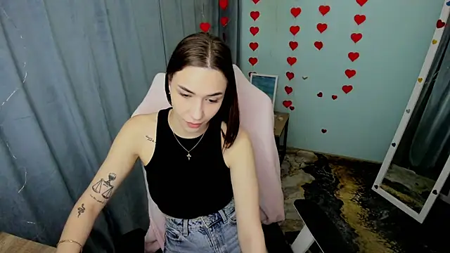 Bella Night4 online show from April 15, 2026, 7:59 am