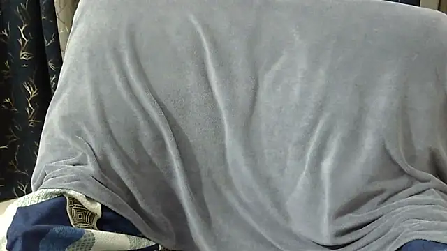 Riva arora01 online show from April 8, 2026, 12:05 pm