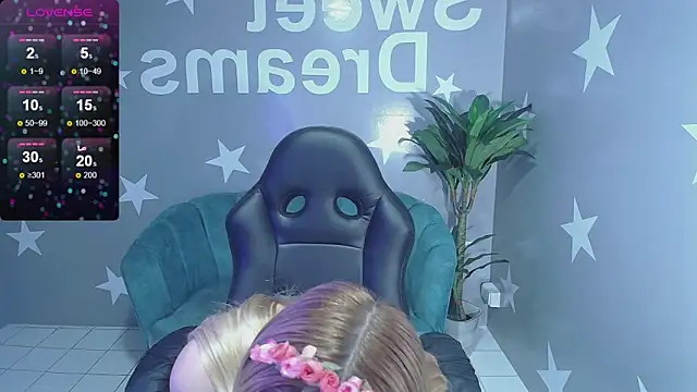 Candy kush t online show from October 15, 2025, 8:53 pm