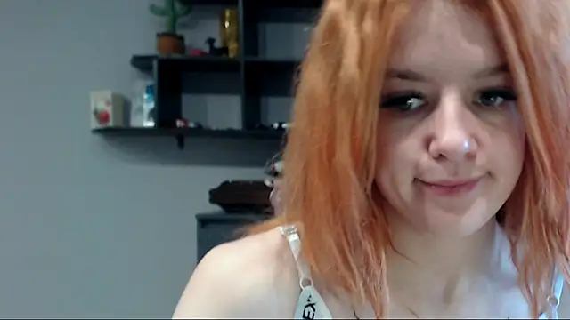 Snapshot of __Elina__ chatting on September 27, 2025, 4:28 am Elina online show from September 27, 2025, 4:28 am