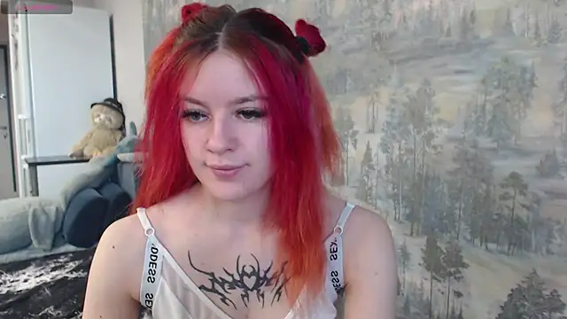 Snapshot of __Elina__ chatting on October 29, 2025, 5:10 am Elina online show from October 29, 2025, 5:10 am