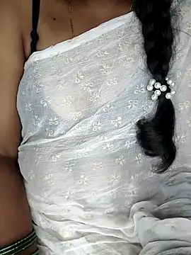 Snapshot of SindhuHappy chatting on October 8, 2025, 3:53 pm SindhuHappy online show from October 8, 2025, 3:53 pm