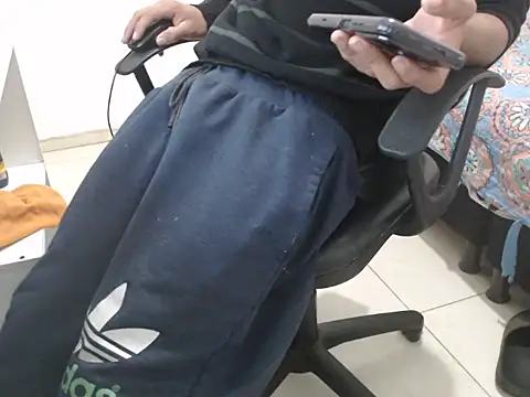 Snapshot of nyxsex chatting on November 5, 2025, 12:10 am nyxsex online show from November 5, 2025, 12:10 am