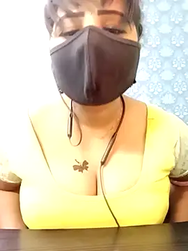 Snapshot of tamil_Vennila chatting on September 12, 2025, 8:58 am tamil Vennila online show from September 12, 2025, 8:58 am