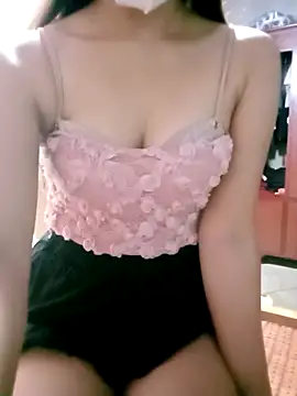 Snapshot of mymy06 chatting on September 29, 2025, 10:20 am mymy06 online show from September 29, 2025, 10:20 am