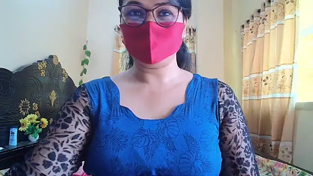 Elena cruz5 online show from June 3, 2026, 3:53 am